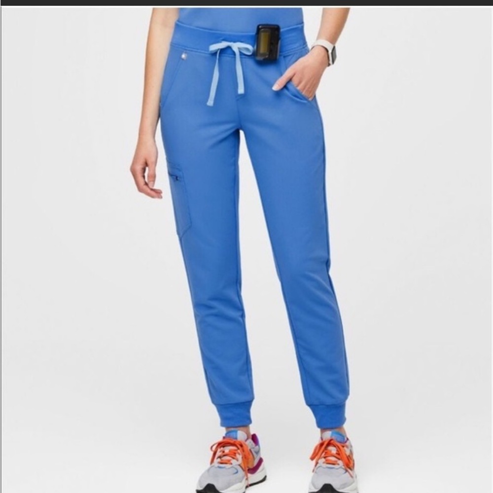 FIGS Capri Blue Zamora Jogger Scrub Pants NEW 🏷️